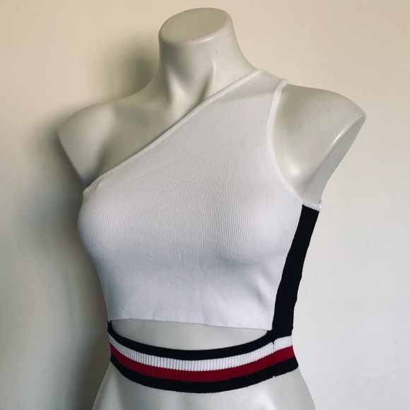 Rehab Lab One Shoulder Cut-Out Varsity Stripe Knit Crop Top, Womens S, Jr L NEW - Picture 4 of 10